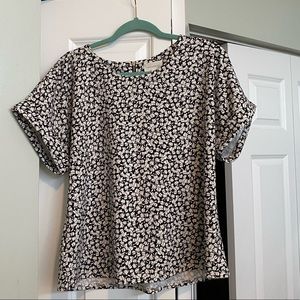 Floral print blouse